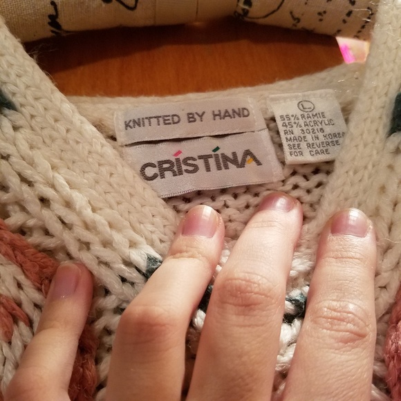 Vintage Adorable Handknit Sweater💕 - Picture 4 of 7